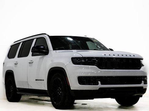 Used 2023 Jeep Wagoneer Series II w/ Convenience Group I image 1