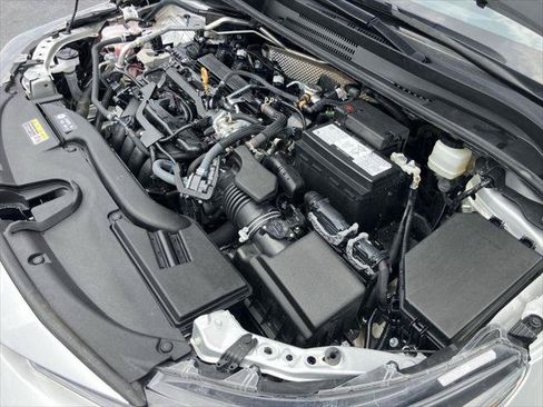 Certified 2025 Toyota Corolla LE FWD image 31