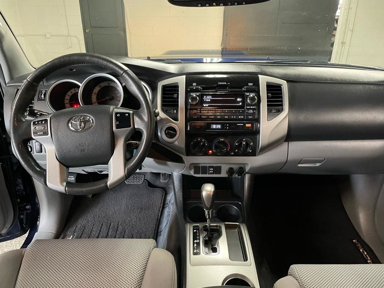 Used 2012 Toyota Tacoma 4x4 Double Cab w/ TRD Sport Pkg image 18