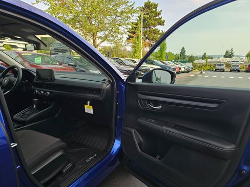 Certified 2025 Honda CR-V LX image 12