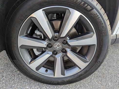 Used 2025 Honda Pilot Touring image 34