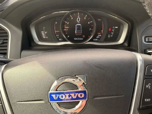 Used 2016 Volvo XC60 T5 Premier AWD/4WD image 13