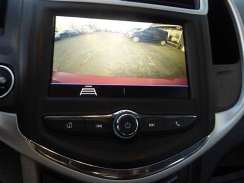 Used 2020 Chevrolet Sonic LT image 11