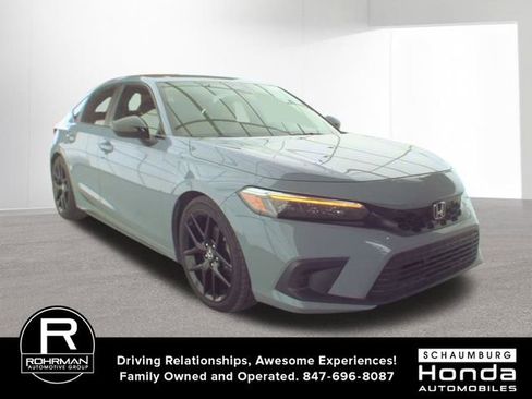 Used 2023 Honda Civic Sport image 4