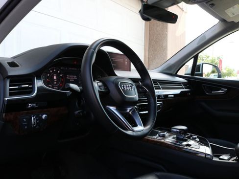 Used 2018 Audi Q7 3.0T Prestige AWD/4WD image 22