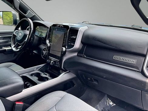 Used 2022 RAM 1500 Big Horn AWD/4WD image 12