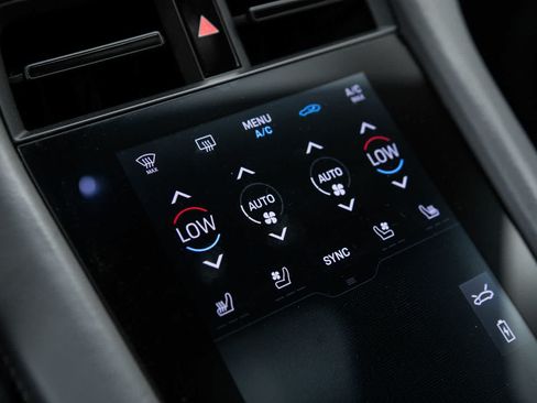 Certified 2023 Porsche Taycan 4S AWD/4WD image 28