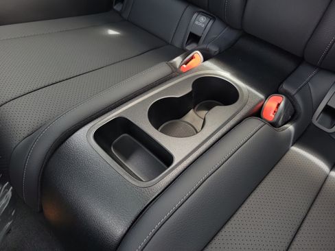 New 2026 Mercedes-Benz CLE 450 4MATIC Coupe image 18