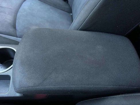 Used 2015 Nissan Rogue S w/ Convenience Package image 30