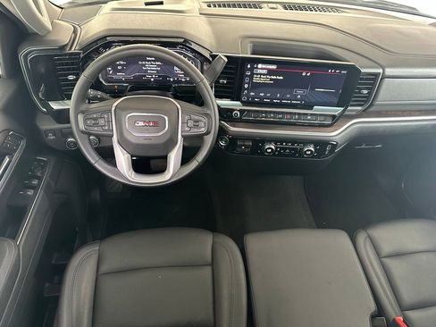 Used 2025 GMC Sierra 1500 SLT RWD image 15