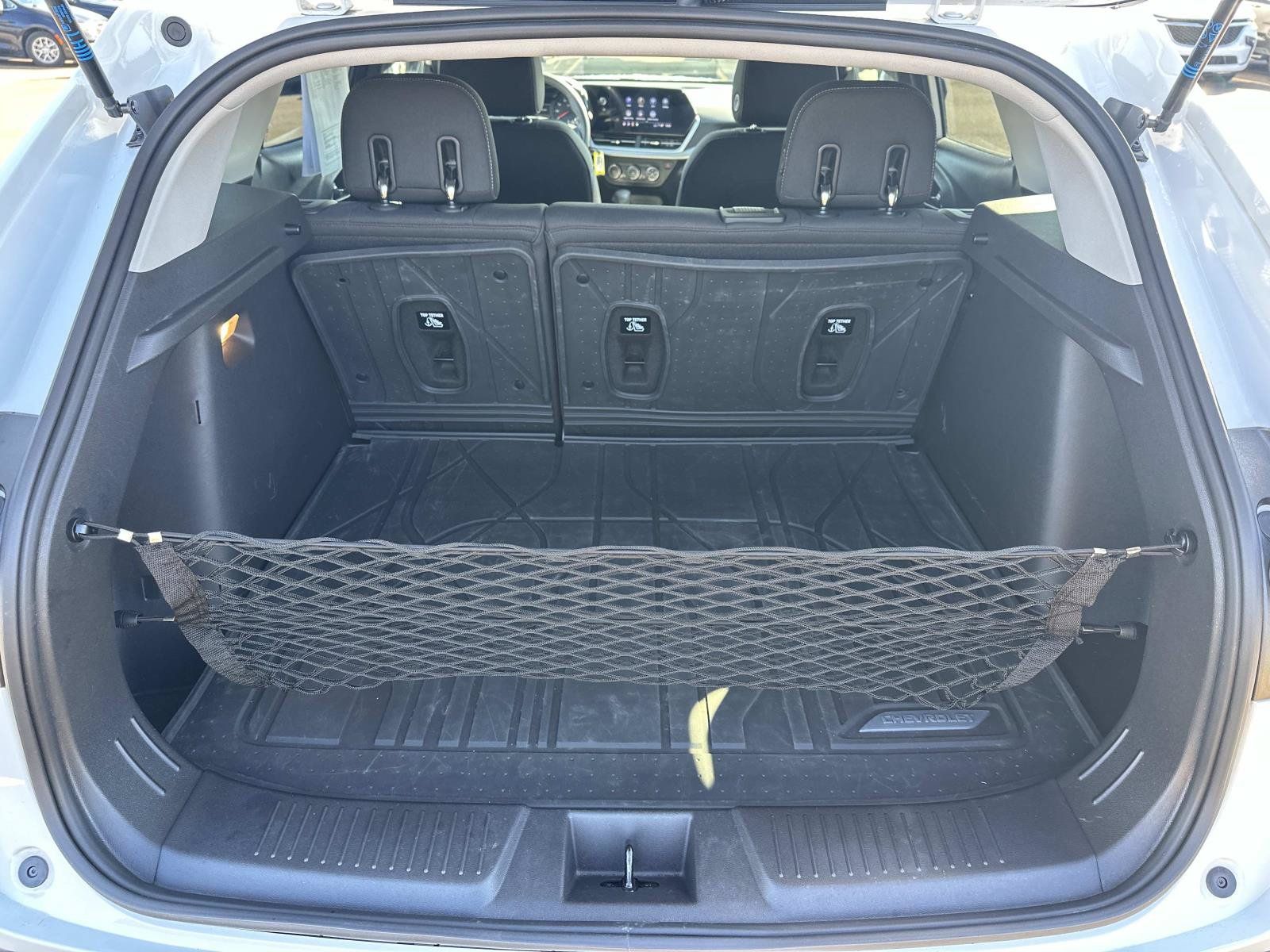 Certified 2024 Chevrolet Trax LS w/ LS Convenience Package FWD image 9