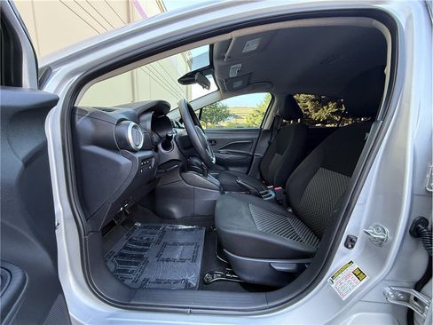 Used 2023 Nissan Versa S w/ Trunk Package image 8