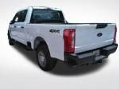 Used 2026 Ford F250 XL AWD/4WD image 2
