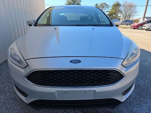 Used 2017 Ford Focus SE image 12