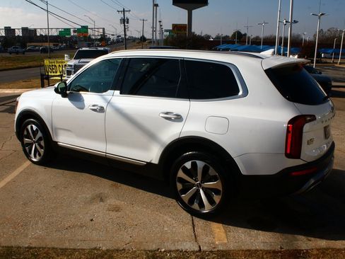 Used 2020 Kia Telluride S w/ S 8 Passenger Seating Package image 11