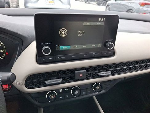 Used 2025 Honda HR-V LX image 16