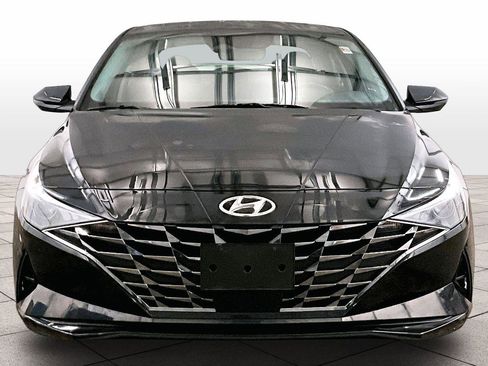 Used 2021 Hyundai Elantra SEL w/ Convenience + Premium Package image 3