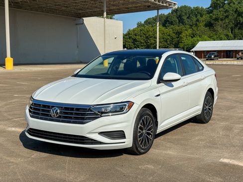 Used 2019 Volkswagen Jetta SEL FWD image 4