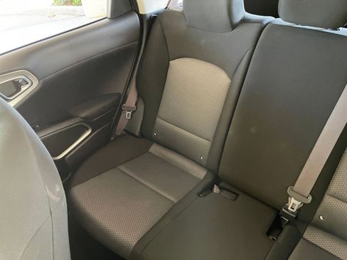 Used 2025 Kia Soul LX w/ LX Technology Package image 37