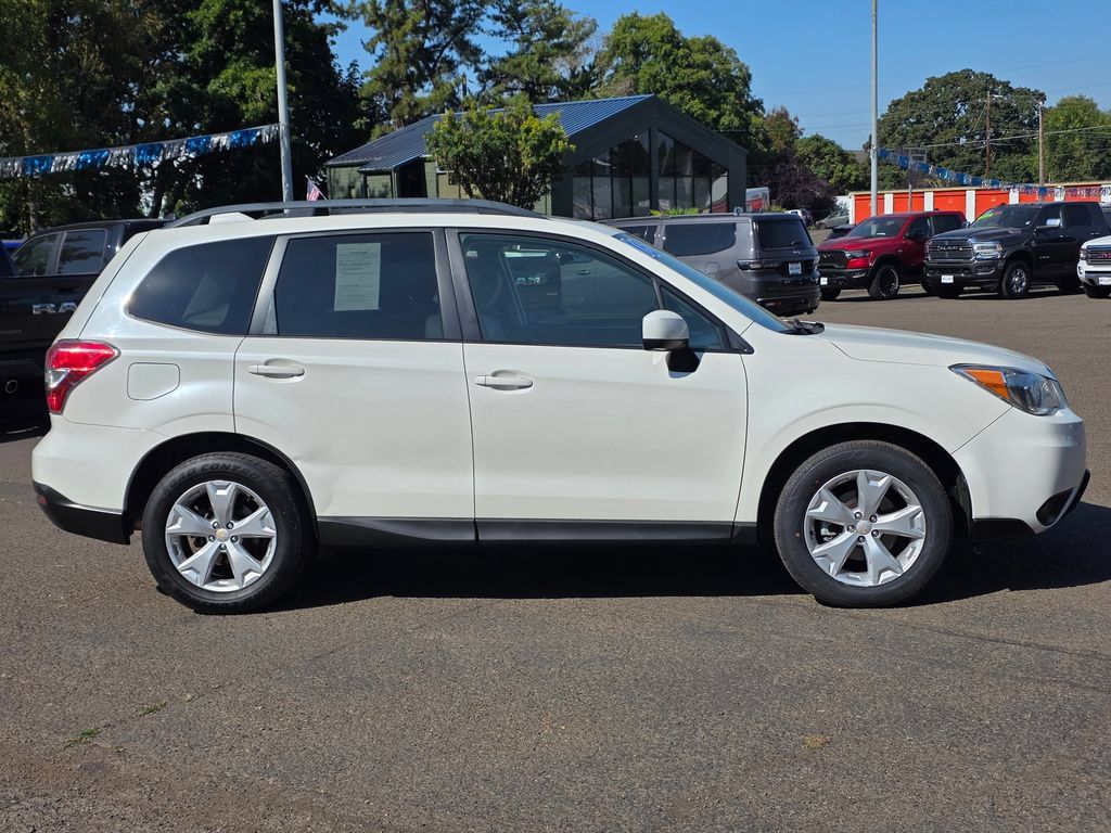 Used 2016 Subaru Forester 2.5i Premium AWD/4WD image 28