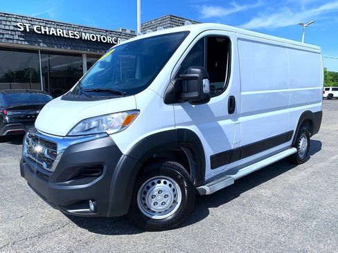 Used 2025 RAM ProMaster 2500 w/ U-Haul Equipment Group FWD image 8
