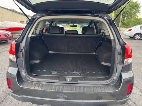 Used 2012 Subaru Outback 2.5i Limited AWD/4WD image 6