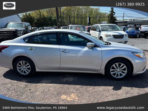 Used 2018 Nissan Altima 2.5 S w/ S Convenience Package FWD image 4