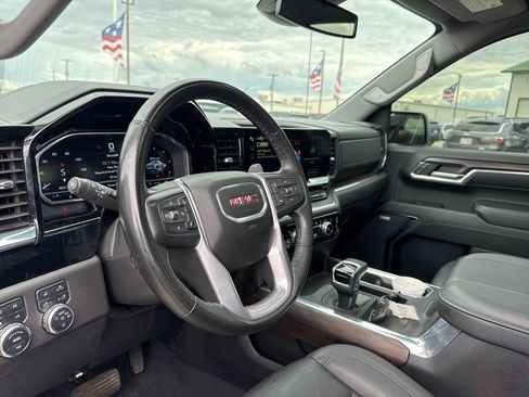 Used 2024 GMC Sierra 1500 SLT w/ SLT Premium Package AWD/4WD image 25