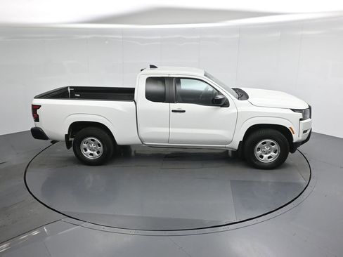 Used 2022 Nissan Frontier S w/ Technology Package image 32