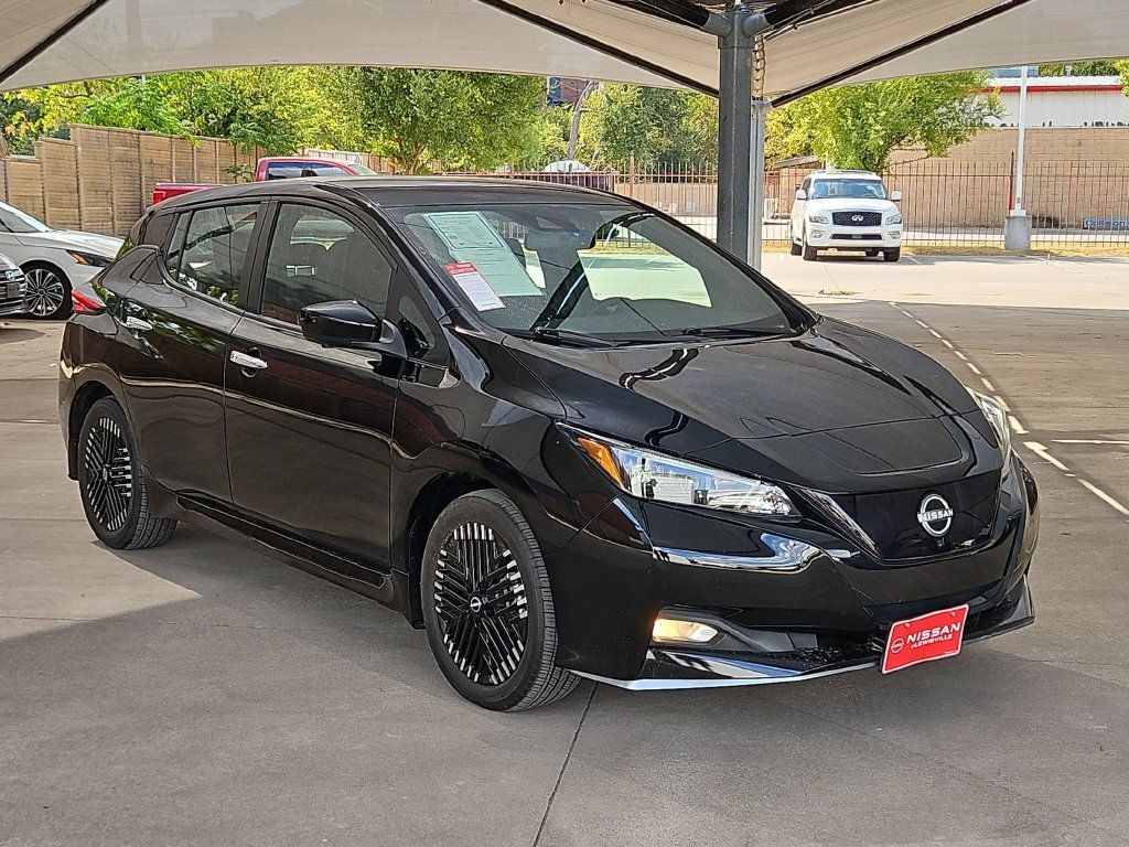 Certified 2023 Nissan Leaf SV Plus FWD image 12