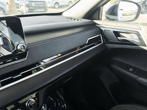 Used 2024 Mitsubishi Outlander Ralliart image 59