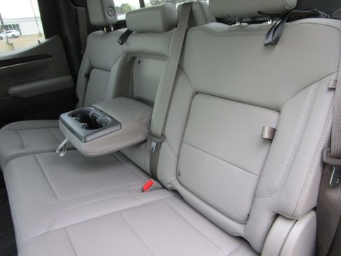 Used 2024 GMC Sierra 1500 SLT w/ SLT Premium Plus Package image 24