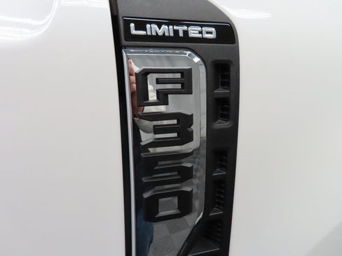 Used 2024 Ford F350 Limited w/ FX4 Off-Road Package image 61