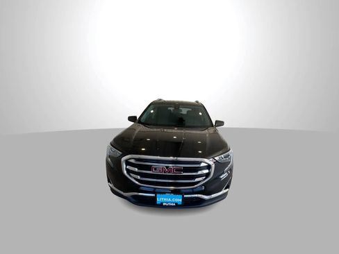 Used 2020 GMC Terrain SLT w/ Preferred Package AWD/4WD image 3