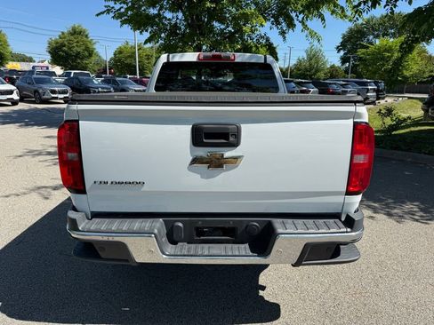 Used 2019 Chevrolet Colorado W/T w/ WT Convenience Package RWD image 4