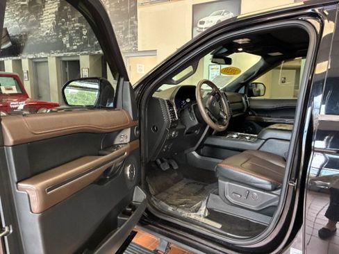 Used 2020 Ford Expedition King Ranch AWD/4WD image 16