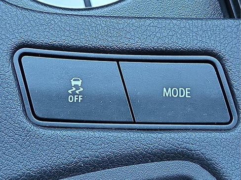 Used 2024 Cadillac XT6 Luxury image 18