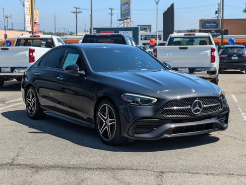 Used 2023 Mercedes-Benz C 300 Sedan image 3