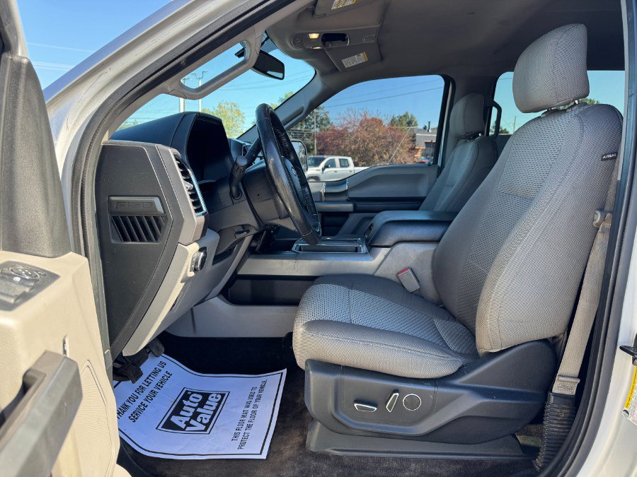Used 2016 Ford F150 XLT w/ Equipment Group 302A Luxury AWD/4WD image 15