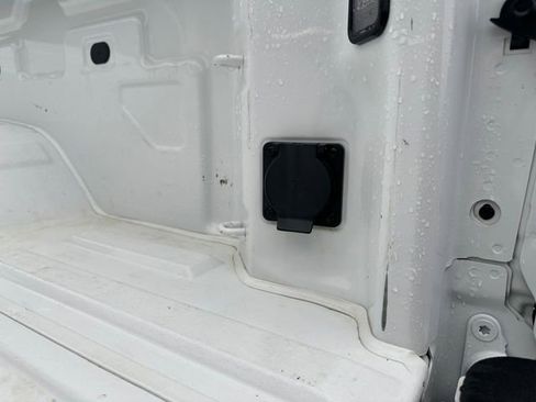 Used 2023 GMC Sierra 3500 SLT image 28