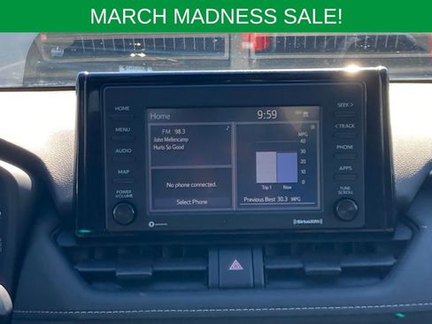 Used 2021 Toyota RAV4 XLE w/ Convenience Package image 18