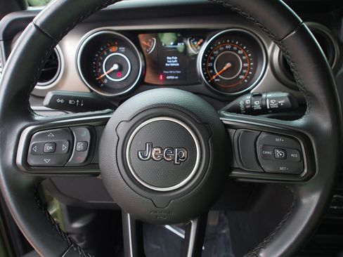 Used 2022 Jeep Wrangler Unlimited Sport AWD/4WD image 21
