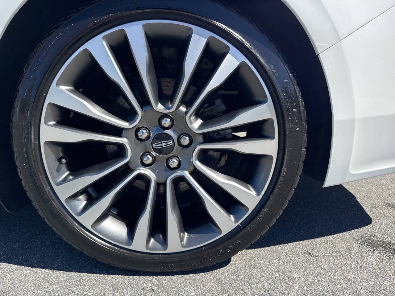 Used 2020 Lincoln Continental Reserve w/ Luxury Package AWD/4WD image 46