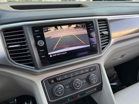 Used 2019 Volkswagen Atlas SE w/ Towing Package image 46