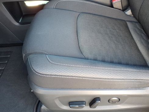 Certified 2024 Nissan Pathfinder SV image 7