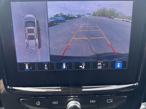 Used 2023 Chevrolet Traverse LT w/ Rear Camera Mirror Package AWD/4WD image 20