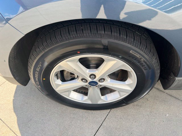 Used 2019 Ford Edge SE FWD image 10