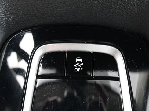 Certified 2024 Toyota Corolla LE image 22