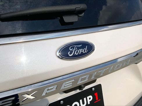 Used 2018 Ford Expedition XLT w/ Equipment Group 202A image 29