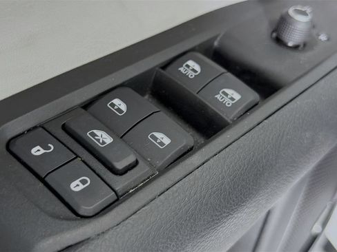 Used 2022 Jeep Compass Limited w/ Elite Group AWD/4WD image 22